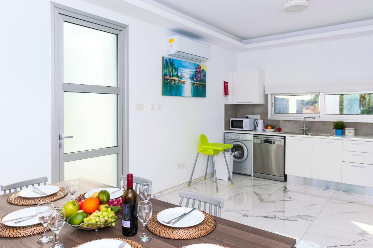 Villa Carmen Protaras Ngoại thất bức ảnh