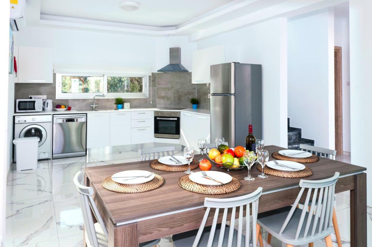 Villa Carmen Protaras Ngoại thất bức ảnh